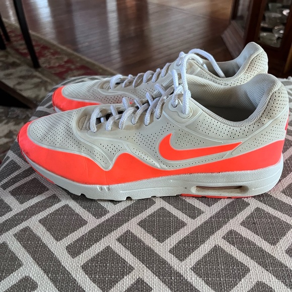 Women Nike Airmax 90 Cream size 7.5 - Picture 3 of 5